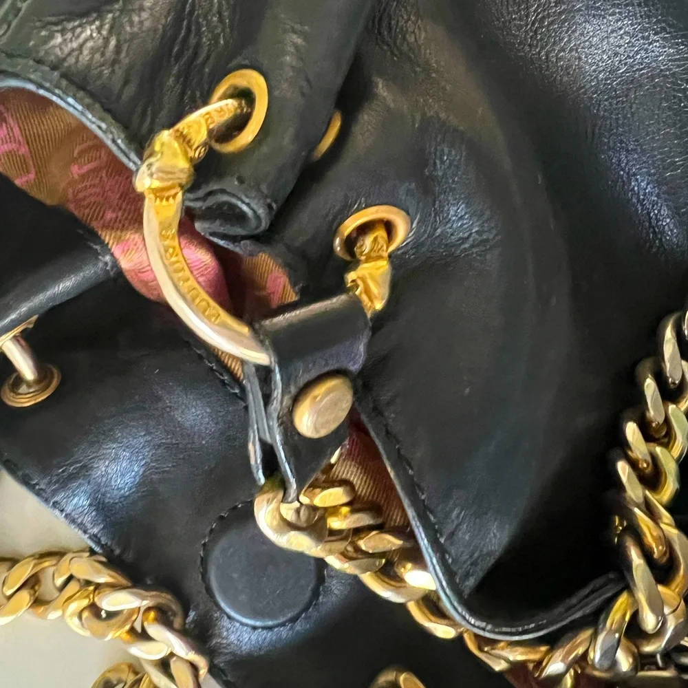 Y2K authentic Juicy Couture black leather purse with gold accent chain - Picture 5 of 6